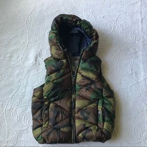 Zara Baby puff vest Sz 3/4 camouflage